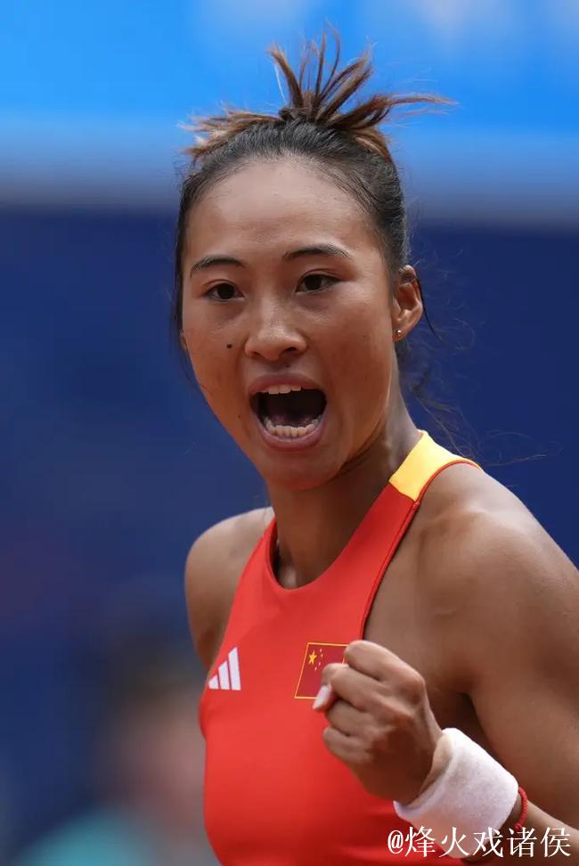 郑钦文:全力以赴,致敬比赛与对手 郑钦文:全力以赴,致敬比赛与对手